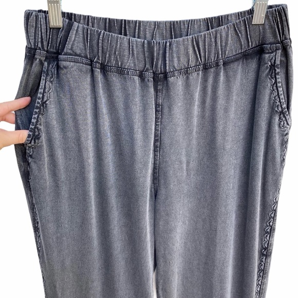 Soft Surroundings Gray Embroidered Wide Leg Pants - Picture 5 of 11